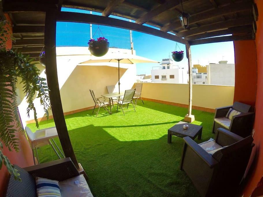 Villa Blanca Tenerife - Complete House - Terrace And Bbq, 5 Minutes From The Beach And Airport ซานอิซิโตร ภายนอก รูปภาพ